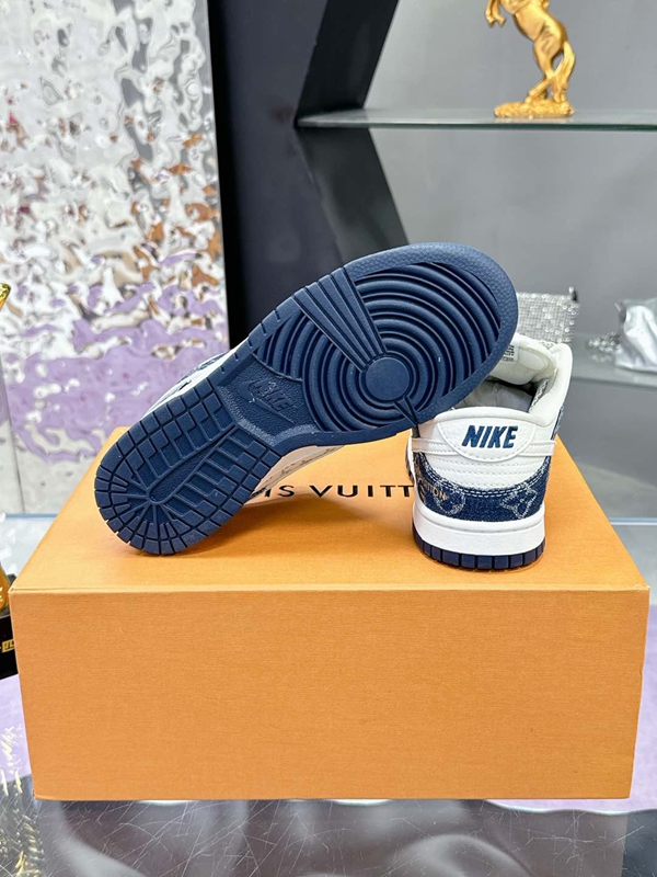 ナイキ靴角部分ディテール